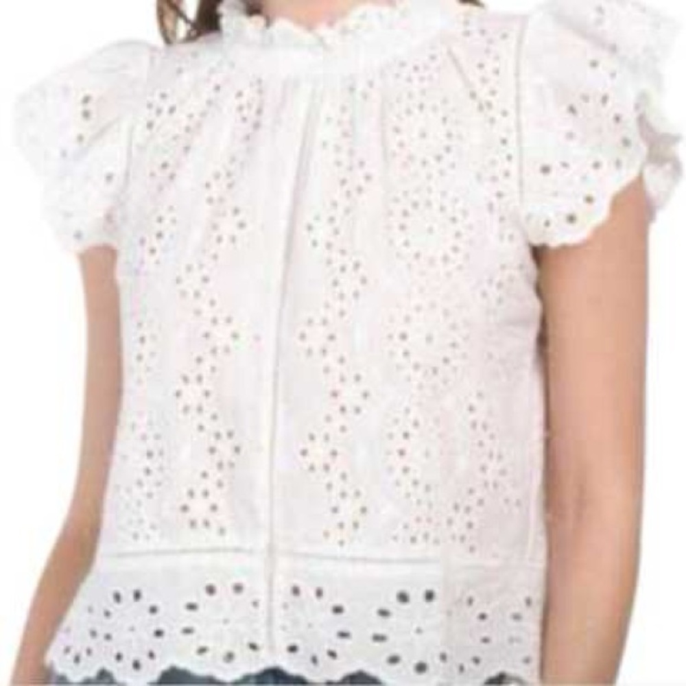 Jenifer & Grace cream Eyelet Ruffle Sleeve Top Sz M